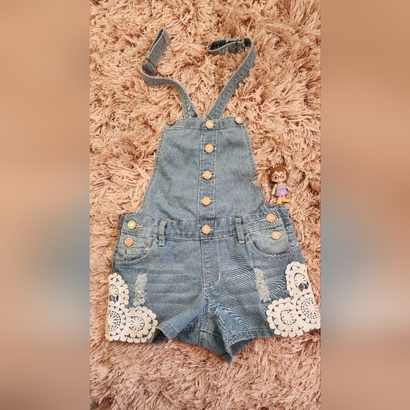 Dungrees - Picture 1 of 1